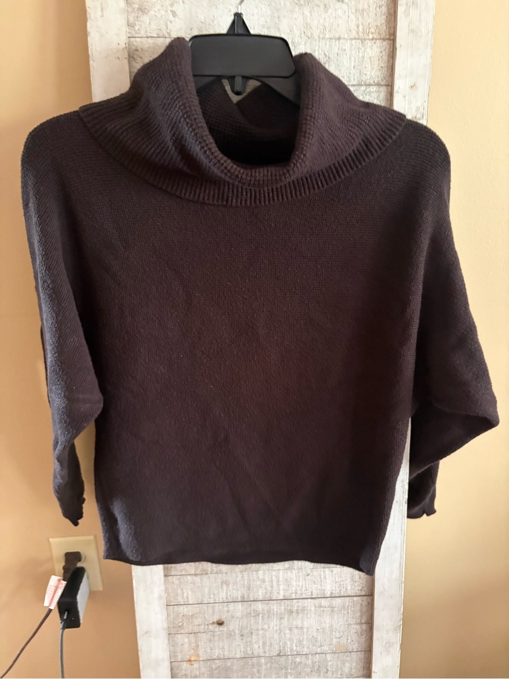 Cyrus Women's Ribbed Knit Sweater